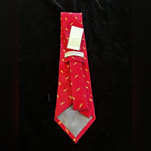 NWT Tesoro Rosso Uoma Moda Handmade Red Silk Tie - Picture 6 of 7